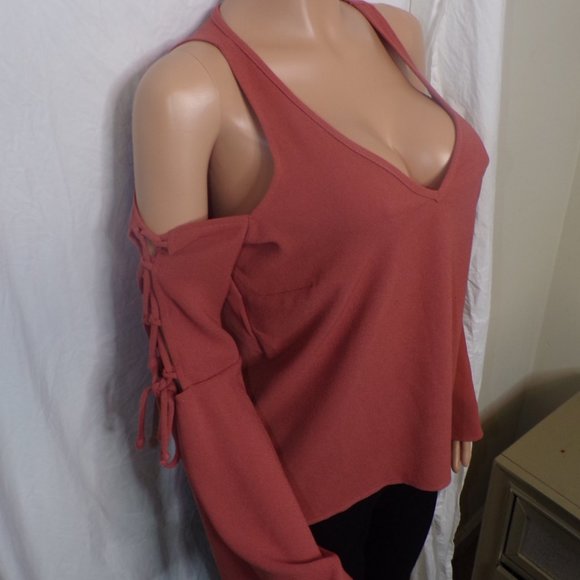 Salmon Color Deep -V Blouse (L) - Picture 6 of 12
